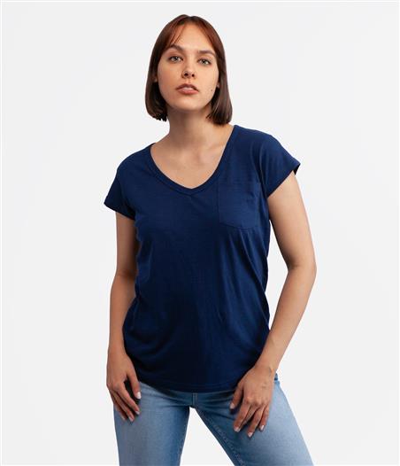 T-shirt z kieszenią i dekoltem w serek OLIVIA 4045 MEDIEVAL BLUE